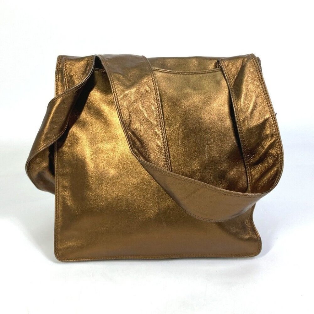 Authenticity Guaranteed Chanel Logo Shoulder Bag … - image 2